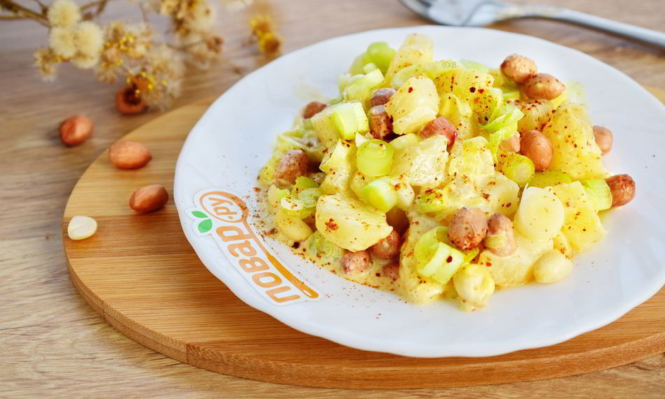 Рецепт салата картофельного с ананасом