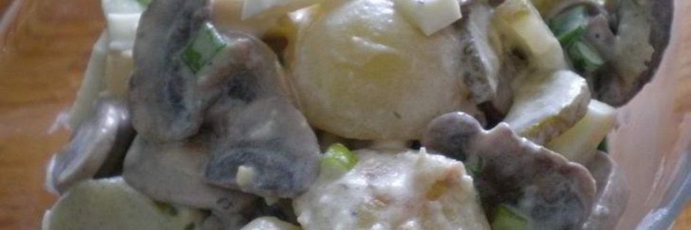 Салат картофельный с грибами