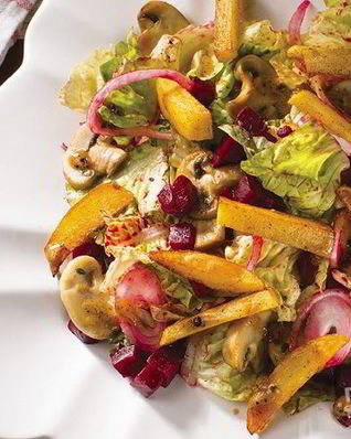 Салат с картофелем, грибами и свеклой