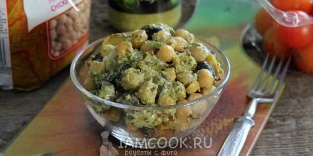 салат с картофелем и нутом