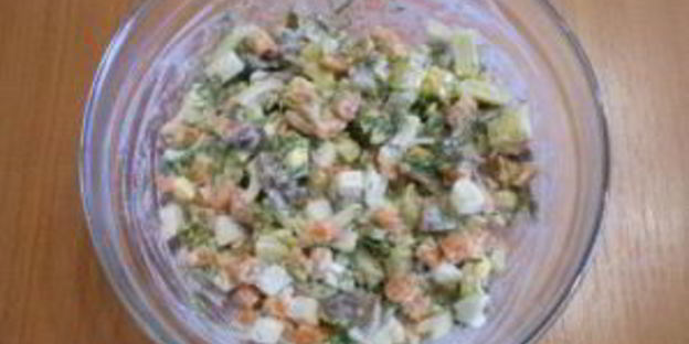 салат с картошкой и грибами