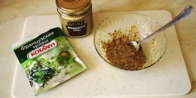 салат с молодым картофелем и щавелем