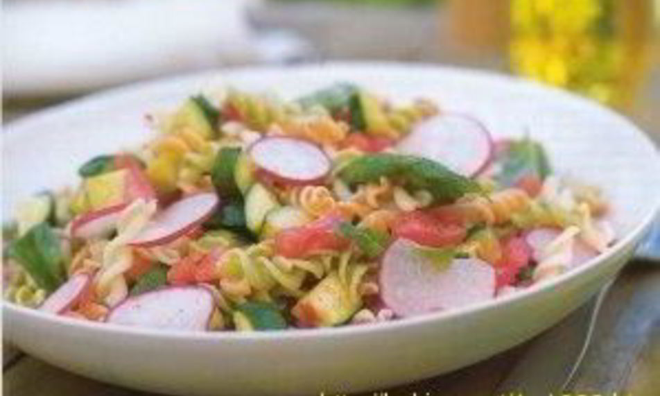 Рецепт летнего салата с макаронами