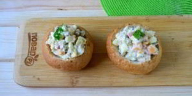 булочки, фаршированные салатом оливье