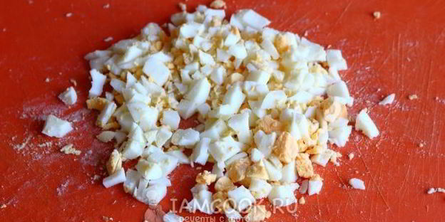 классический салат оливье с курицей