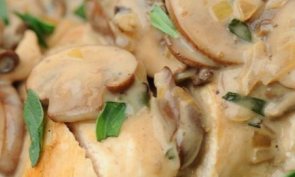 Рецепт оливье с грибами