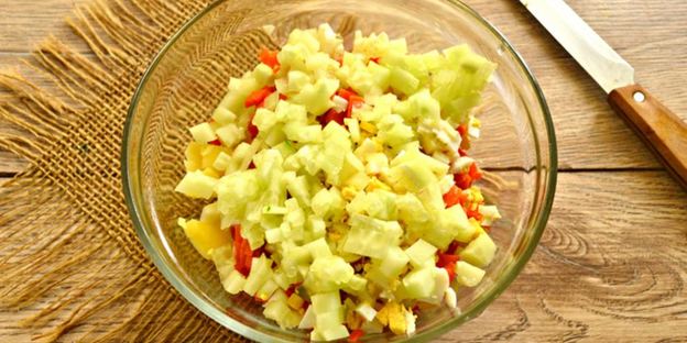 оливье с кальмарами