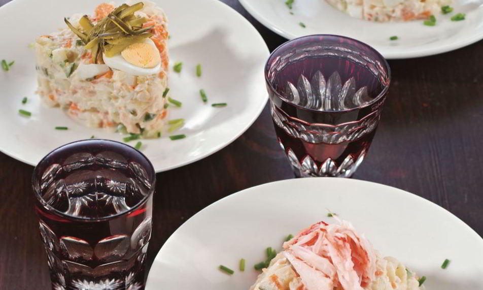 Рецепт оливье с крабом и антоновским яблоком