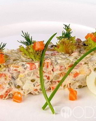 Оливье с семгой