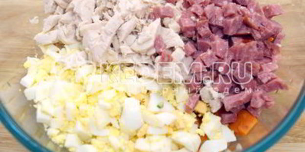 салат новогодний оливье