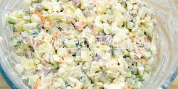 салат новогодний оливье