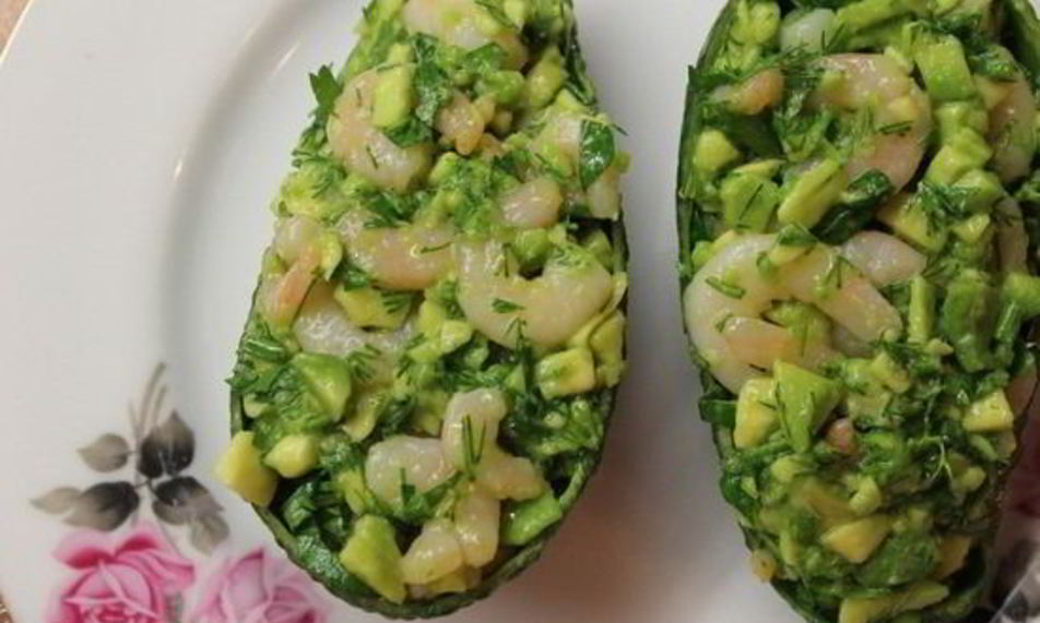 Рецепт салата из авокадо и креветок