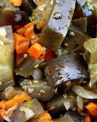 Салат из баклажанов с перцем и тмином