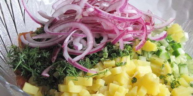 салат из семги с овощами