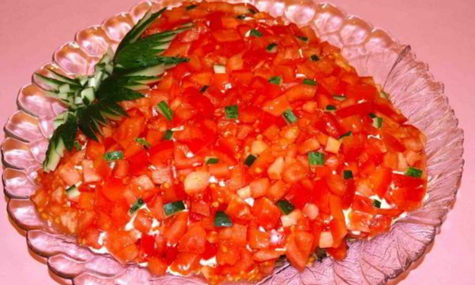 Рецепт салата клубничка с грибами и курицей