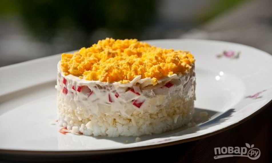 Рецепт мимозы с крабовыми палочками и яблоком