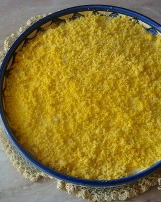 Салат Мимоза с мясом криля