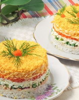 Салат Мимоза с рисом и сыром