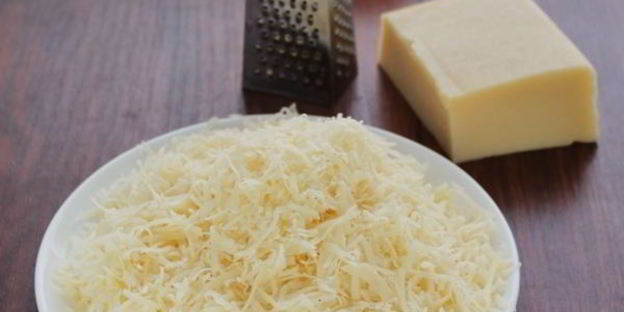 салат мимоза с сыром и сливочным маслом