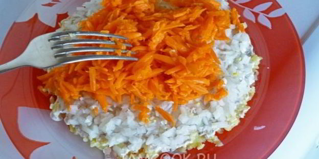 слоеный салат мимоза