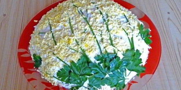 слоеный салат мимоза