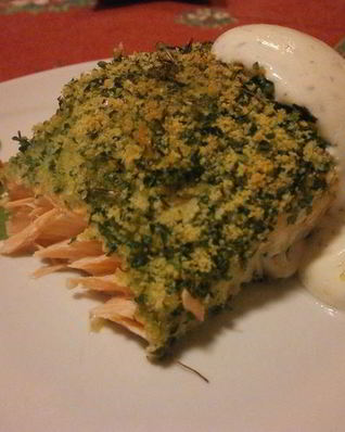 Филе семги под ароматной шубкой