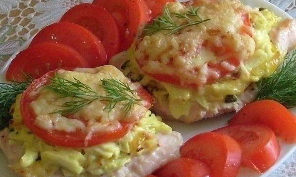 Рецепт мяса, запеченного под шубой из кабачков