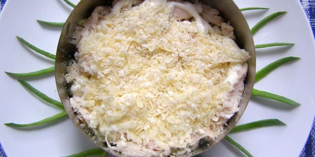 салат грибы под шубой