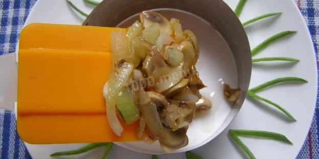 салат грибы под шубой