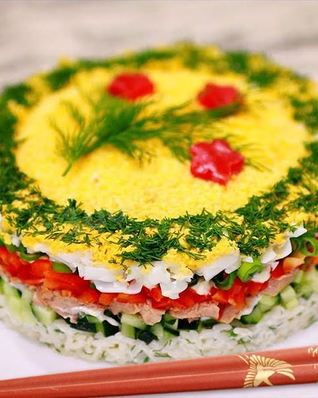 Салат печень трески под шубой