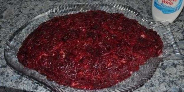 салат сельдь под шубой с яблоком