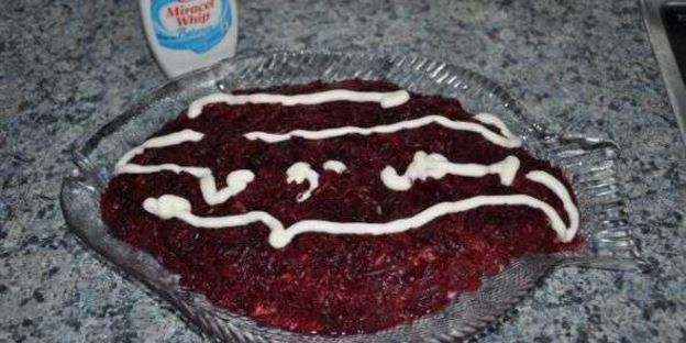 салат сельдь под шубой с яблоком