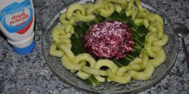 салат сельдь под шубой с яблоком