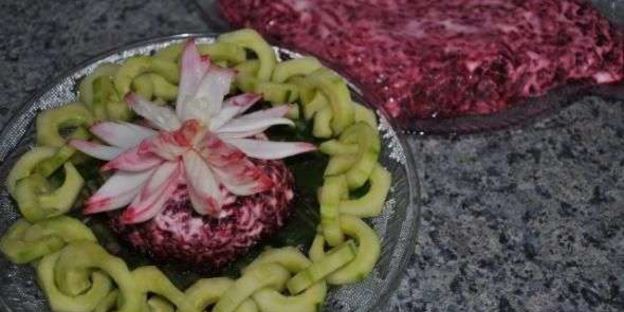 салат сельдь под шубой с яблоком