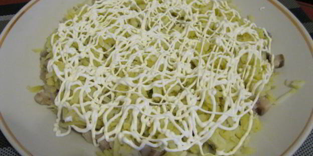 сельдь под шубой из помидор