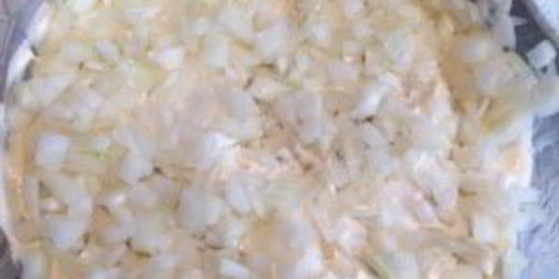 селедка под шубой с семгой и яблоком