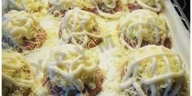 шарики из фарша под шубой в духовке