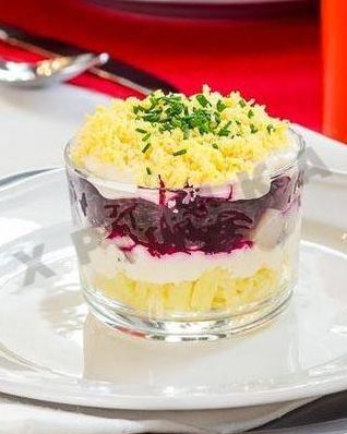 Веррин Селедка под шубой с яйцом