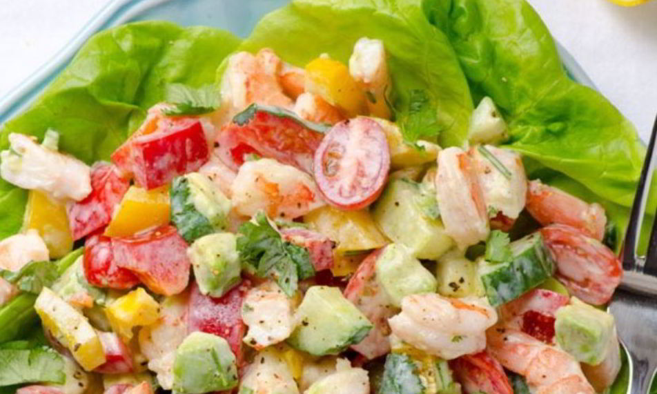 Рецепт салата с креветками и салатом