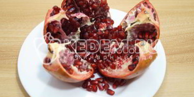 салат с курицей алматинский