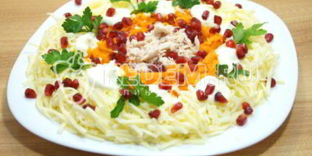 салат с курицей алматинский