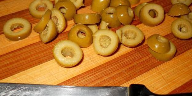 салат с курицей и авокадо