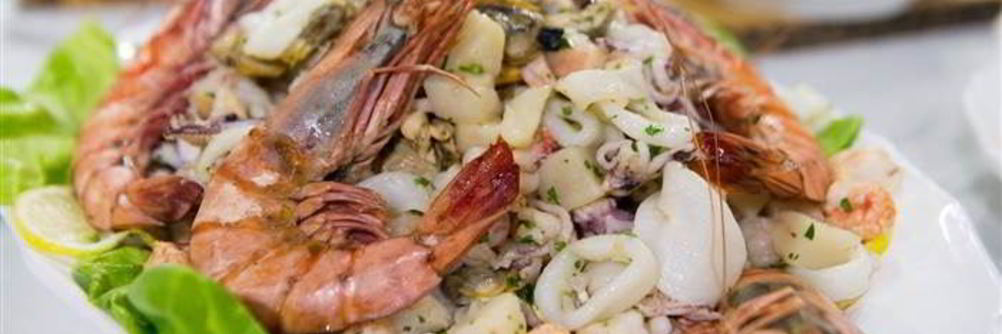 Салат с морепродуктами