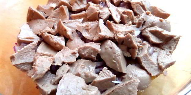 салат с печенью владивосточный