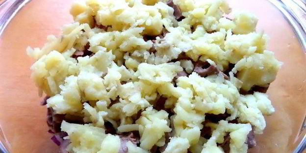 салат с печенью владивосточный