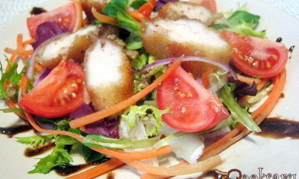 Рецепт салата с жареным филе грудки цыпленка