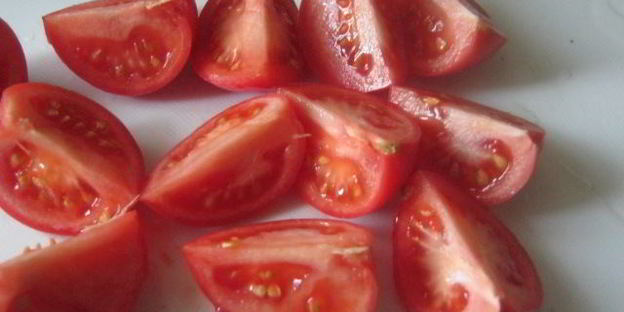 салат с жареным филе грудки цыпленка