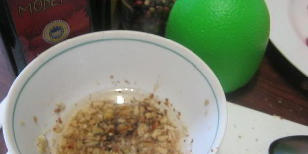 салат с жареным филе грудки цыпленка