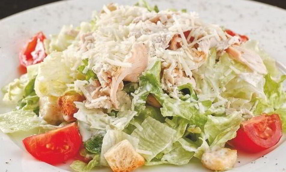 Рецепт домашнего салата цезарь с классическим соусом