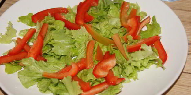 салат цезарь премиум